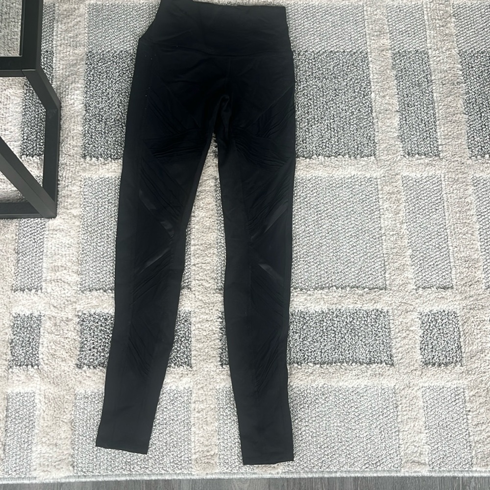 Alo leggings